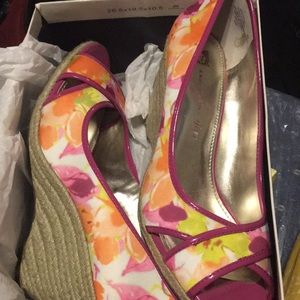 Anne Klein espadrille pink, orange, size 9.5
